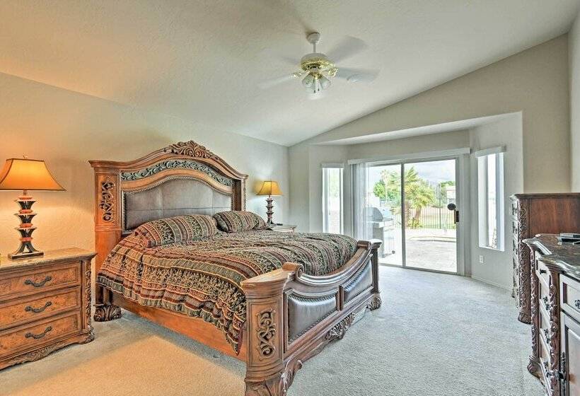 Gilbert House W/ Private Pool & Golf Course Views!