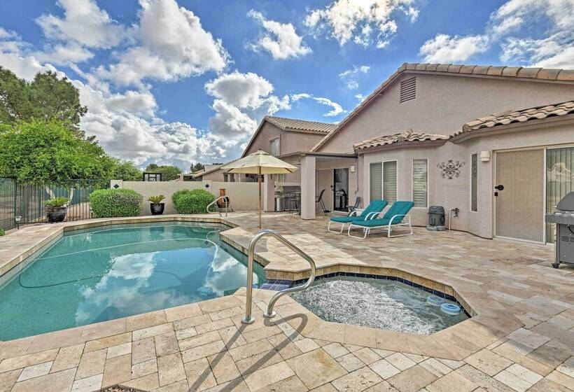 Gilbert House W/ Private Pool & Golf Course Views!