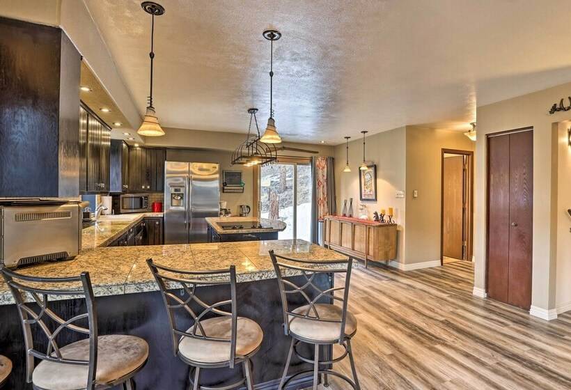 Private Sauna & Mtn Views: Idaho Springs Gem