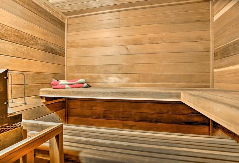 Private Sauna & Mtn Views: Idaho Springs Gem