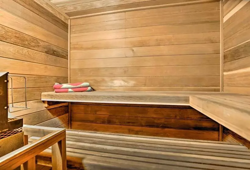 Private Sauna & Mtn Views: Idaho Springs Gem