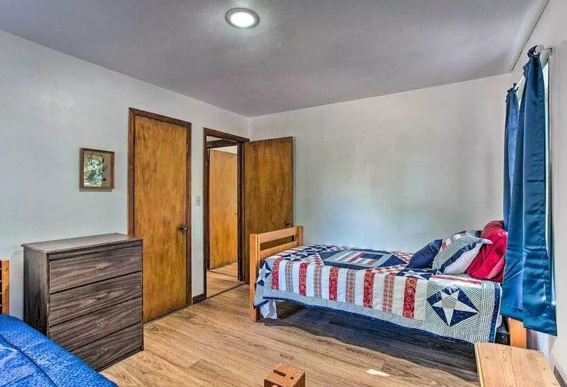 Lovely  Anna Fink House  W/ Patio & Fire Pit