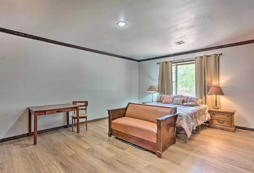 Lovely  Anna Fink House  W/ Patio & Fire Pit