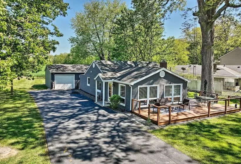 Lovely Belle Center Cottage On Indian Lake!