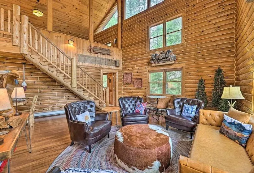 Luxe Riverfront Lodge: Group Wine And Ski Retreats