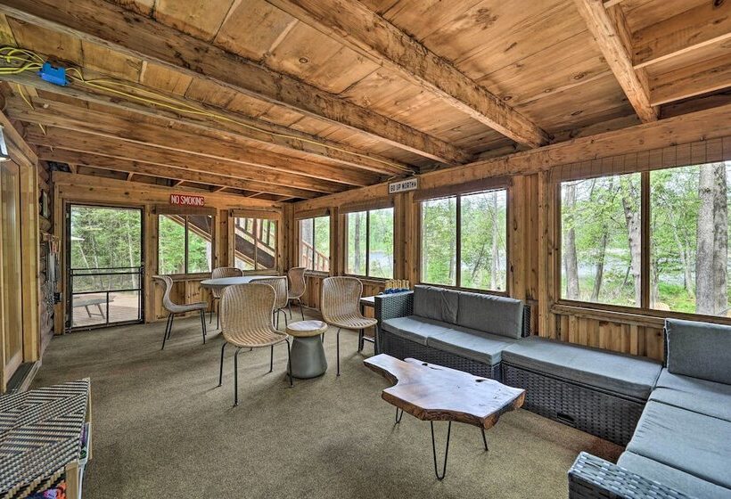 Luxe Riverfront Lodge: Group Wine And Ski Retreats