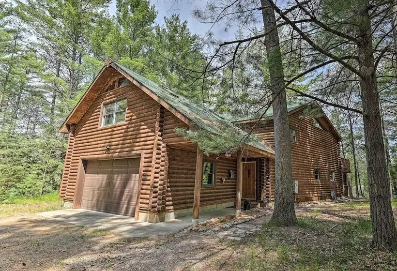 Luxe Riverfront Lodge: Group Wine And Ski Retreats