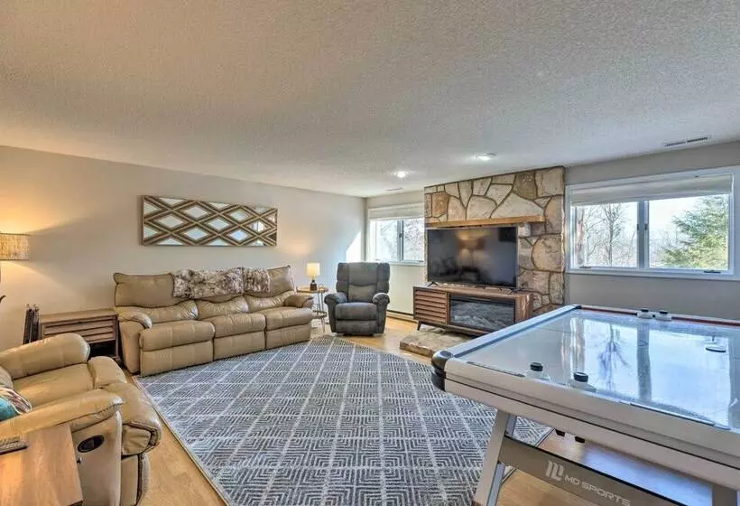 Massanutten Resort Home W/ Deck + Mountain Views!