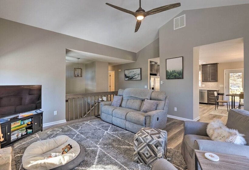 Massanutten Resort Home W/ Deck + Mountain Views!