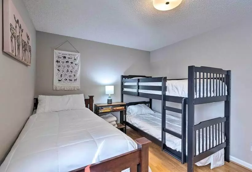 Massanutten Resort Home W/ Deck + Mountain Views!