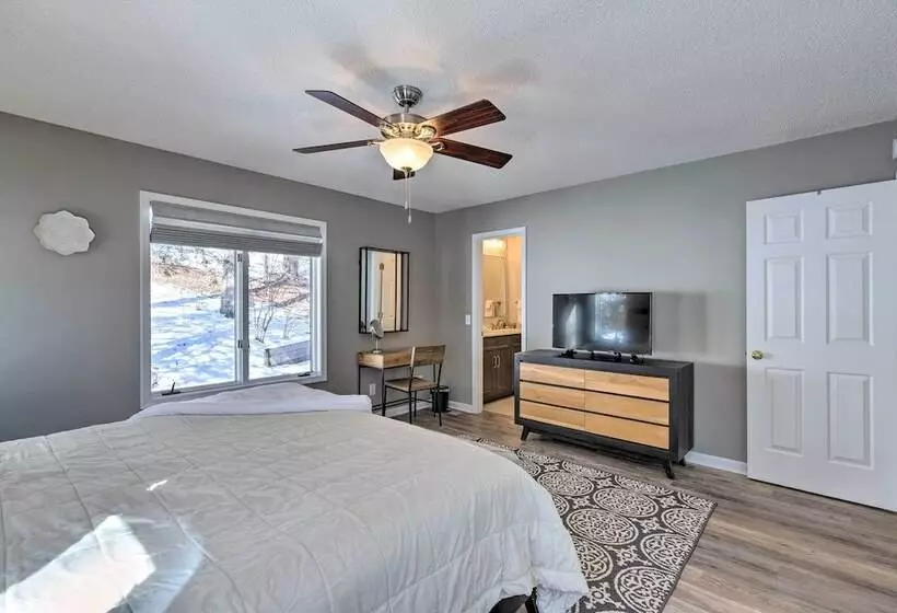 Massanutten Resort Home W/ Deck + Mountain Views!