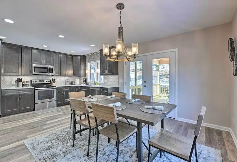 Massanutten Resort Home W/ Deck + Mountain Views!