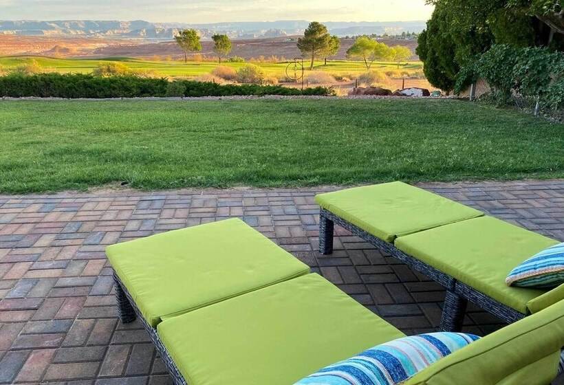 Mid Century Page Retreat W/ Lake Powell Views!