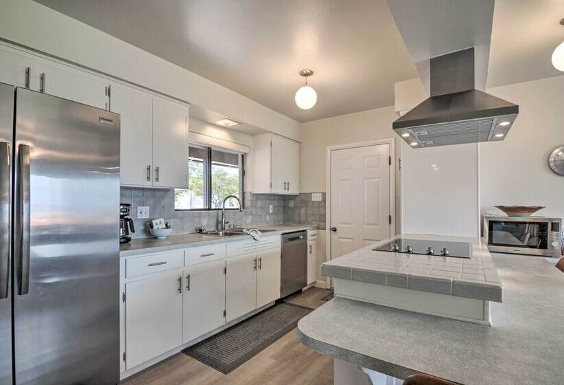 Mid Century Page Retreat W/ Lake Powell Views!