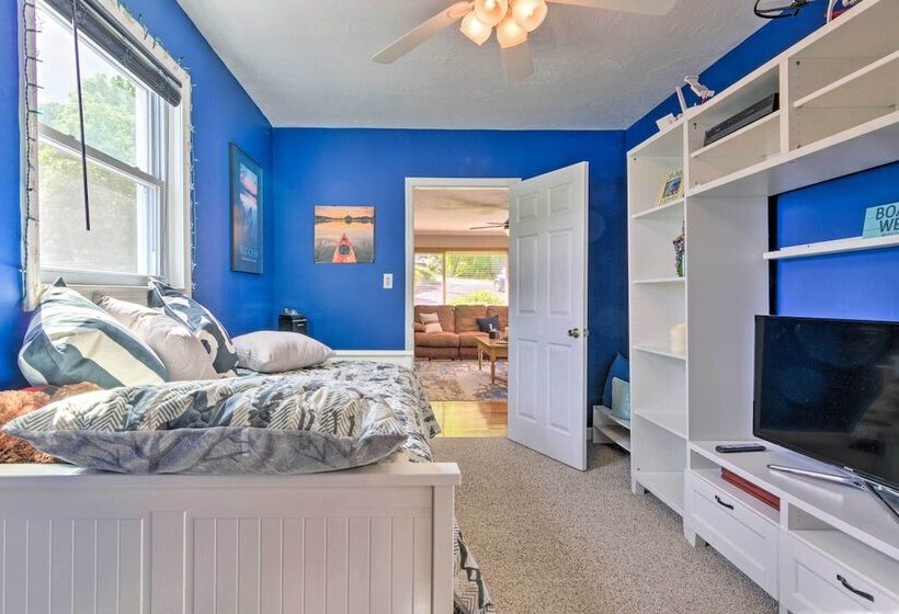 Paradise Lakehouse In Hickory W/ Dock & Views!