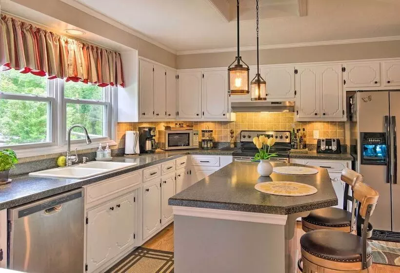 Paradise Lakehouse  In Hickory W/ Dock & Views!