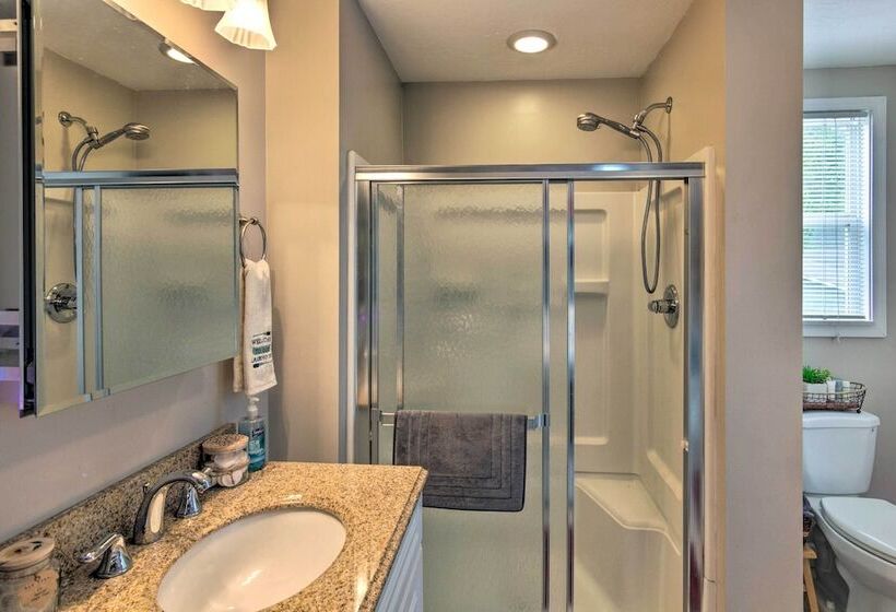 Paradise Lakehouse In Hickory W/ Dock & Views!