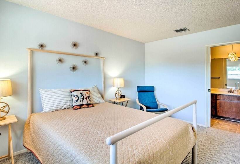 Pearce Sunsites Home W/ Pool & Desert Mtn Views!