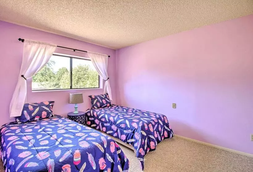 Pearce Sunsites Home W/ Pool & Desert Mtn Views!