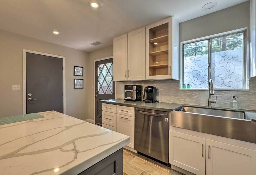 Flagstaff Vacation Rental, 3 Mi To Downtown!