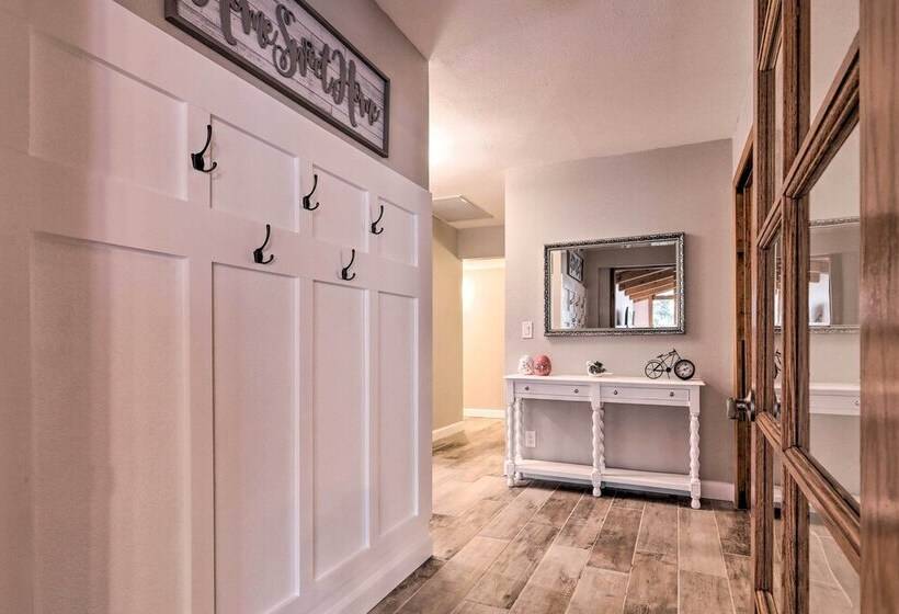 Flagstaff Vacation Rental, 3 Mi To Downtown!