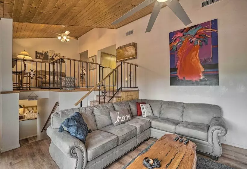 Cozy Pine Retreat W/ Private Hot Tub & Views