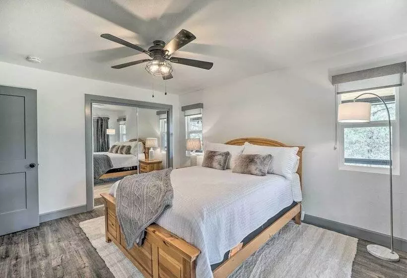 Prescott Retreat W/ Hot Tub ~ 3 Mi To Dtwn!