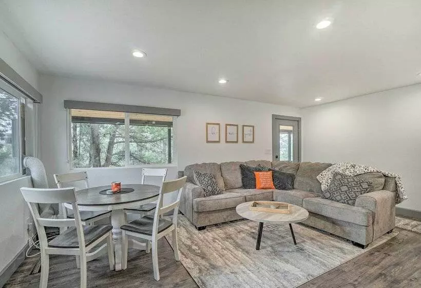 Prescott Retreat W/ Hot Tub ~ 3 Mi To Dtwn!