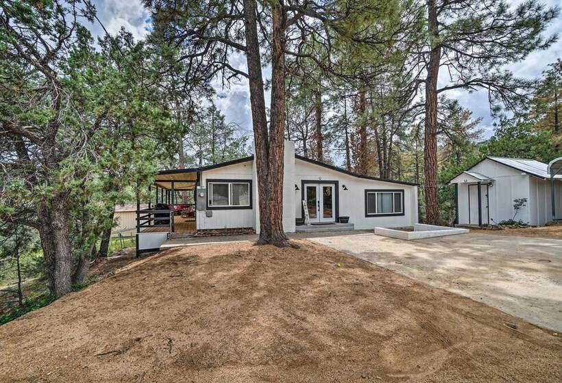 Prescott Retreat W/ Hot Tub ~ 3 Mi To Dtwn!