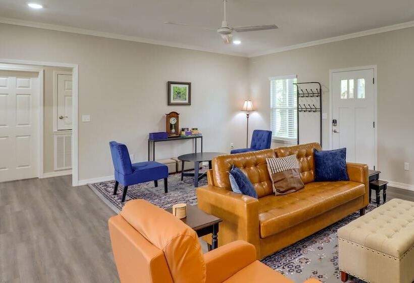 Quaint Harrison Home 2 Mi To Downtown!