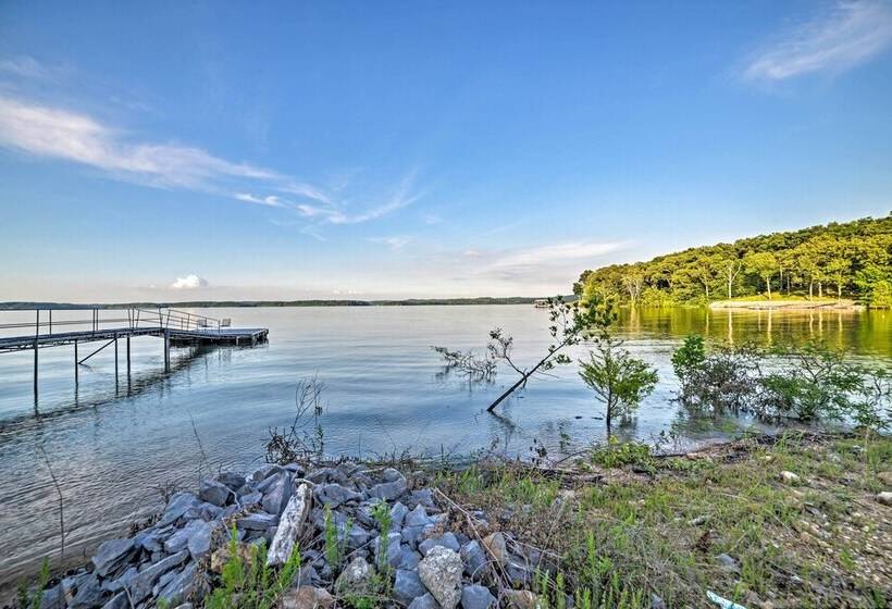 Quiet, Woodsy Retreat: Deck & Kentucky Lake Access