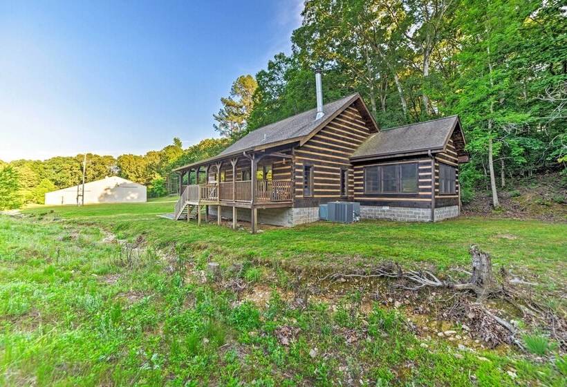 Quiet, Woodsy Retreat: Deck & Kentucky Lake Access