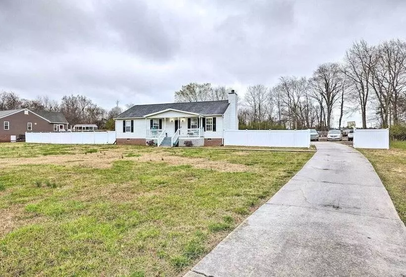 Richmond Home With Pool, 5 Mi To Downtown!