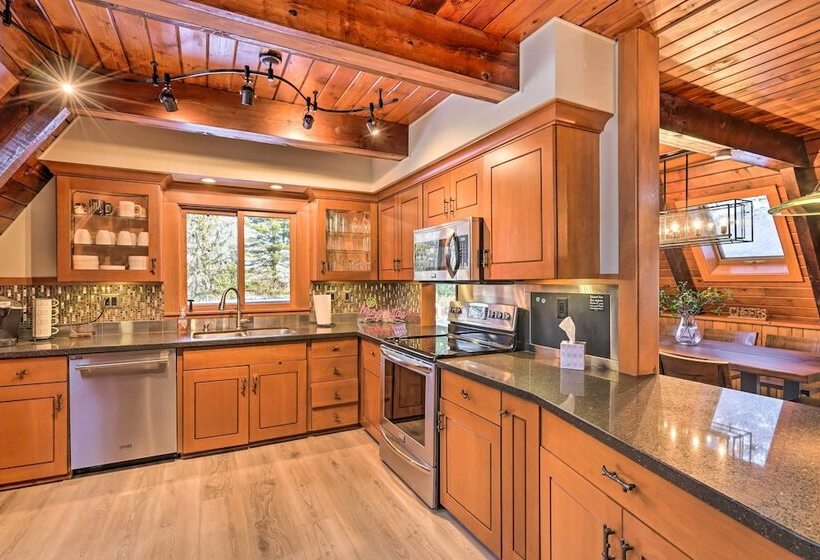 Rustic Lafayette A Frame Cabin W/ Game Room!