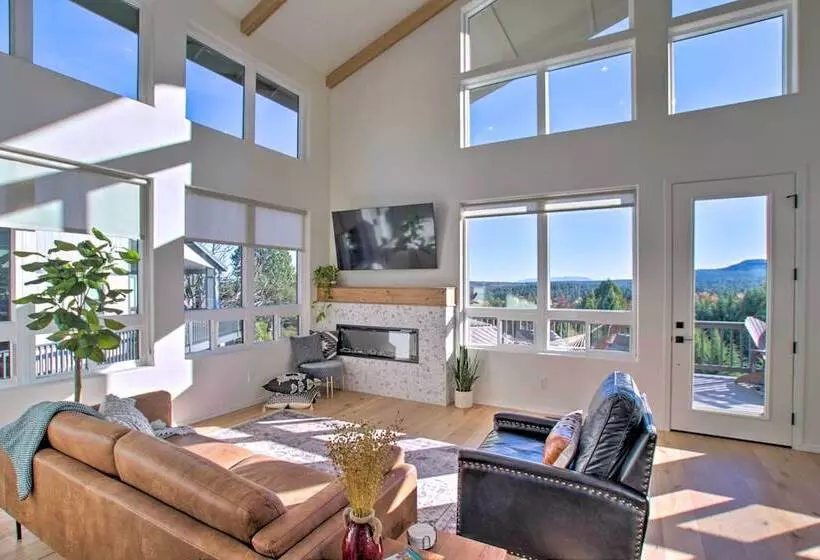 Views & Hot Tub:  Pineberry Modern  Luxury Home