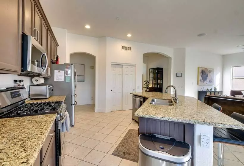 Pet Friendly Chandler Vacation Rental W/ Pool!