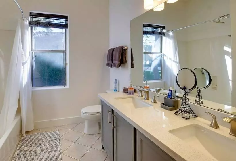 Pet Friendly Chandler Vacation Rental W/ Pool!