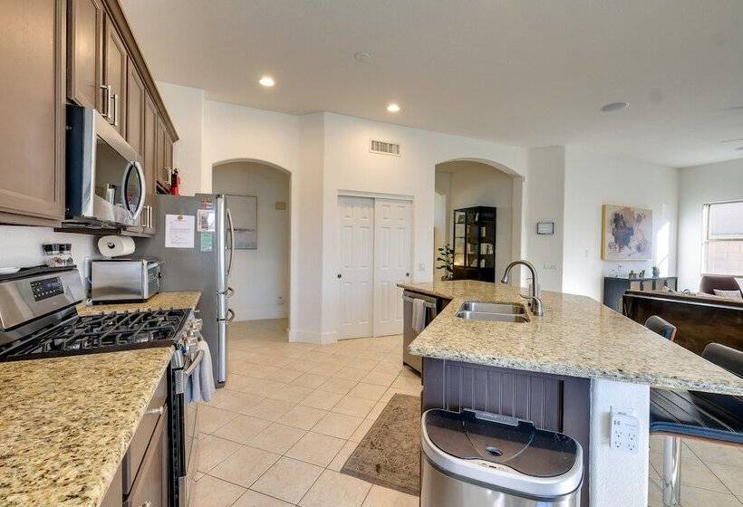 Pet Friendly Chandler Vacation Rental W/ Pool!