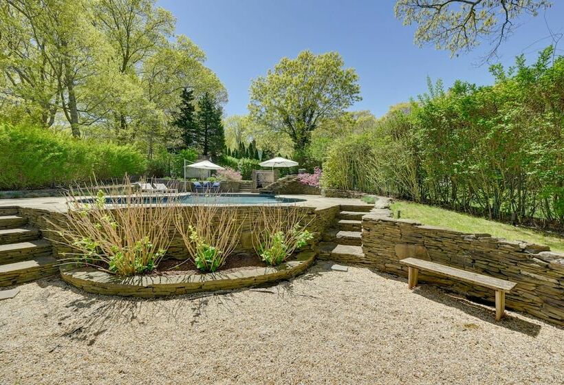 Spacious Sag Harbor Retreat W/ Private Pool!
