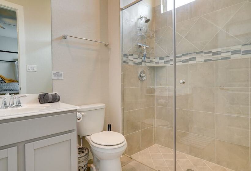 Spacious San Antonio Home: 4 Mi To Seaworld!