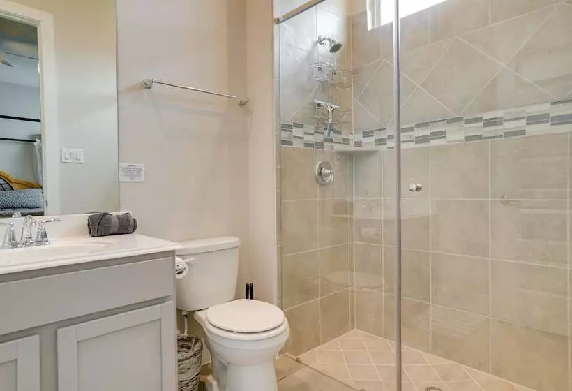 Spacious San Antonio Home: 4 Mi To Seaworld!