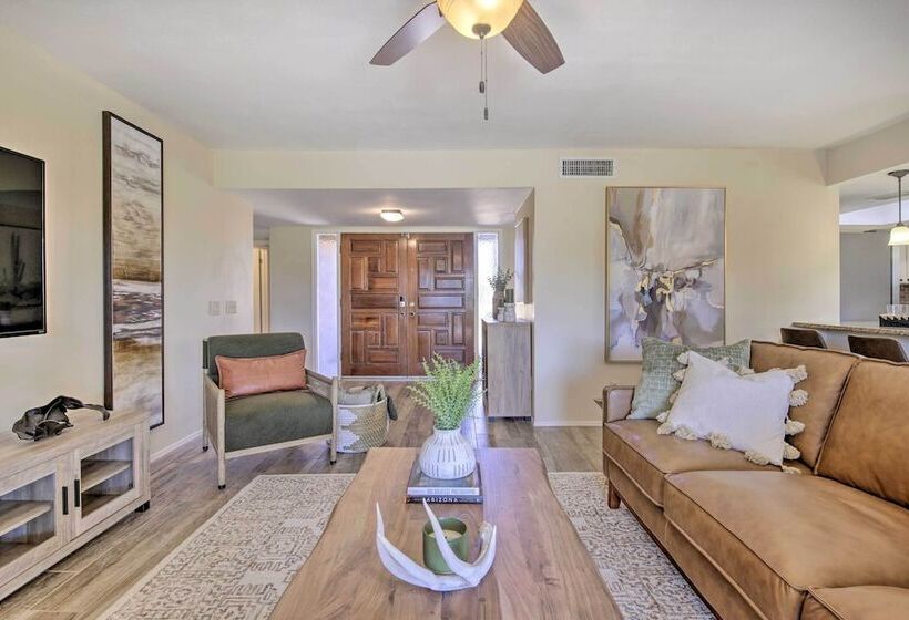 Stunning Sun Lakes Retreat < 1 Mi To Golfing!