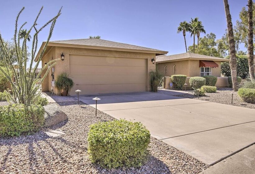 Stunning Sun Lakes Retreat < 1 Mi To Golfing!