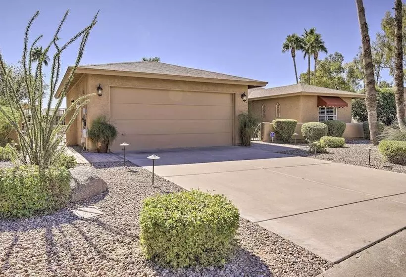 Stunning Sun Lakes Retreat < 1 Mi To Golfing!