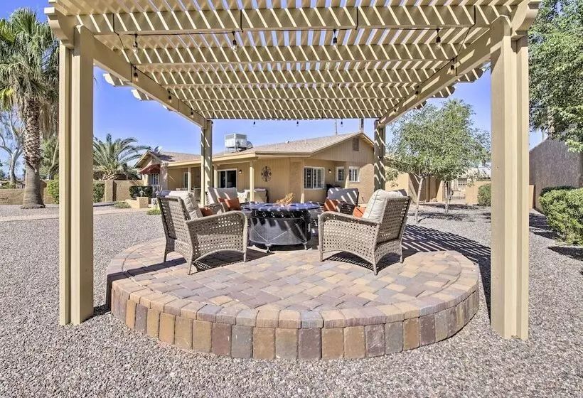 Stunning Sun Lakes Retreat < 1 Mi To Golfing!