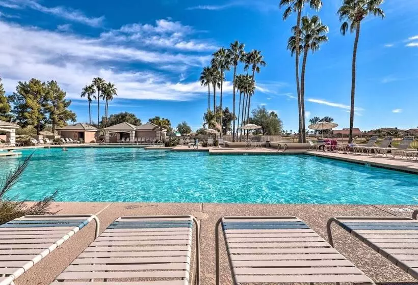 Stunning Sun Lakes Retreat < 1 Mi To Golfing!