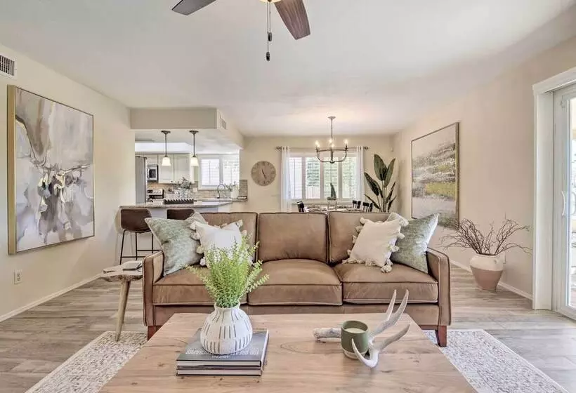 Stunning Sun Lakes Retreat < 1 Mi To Golfing!