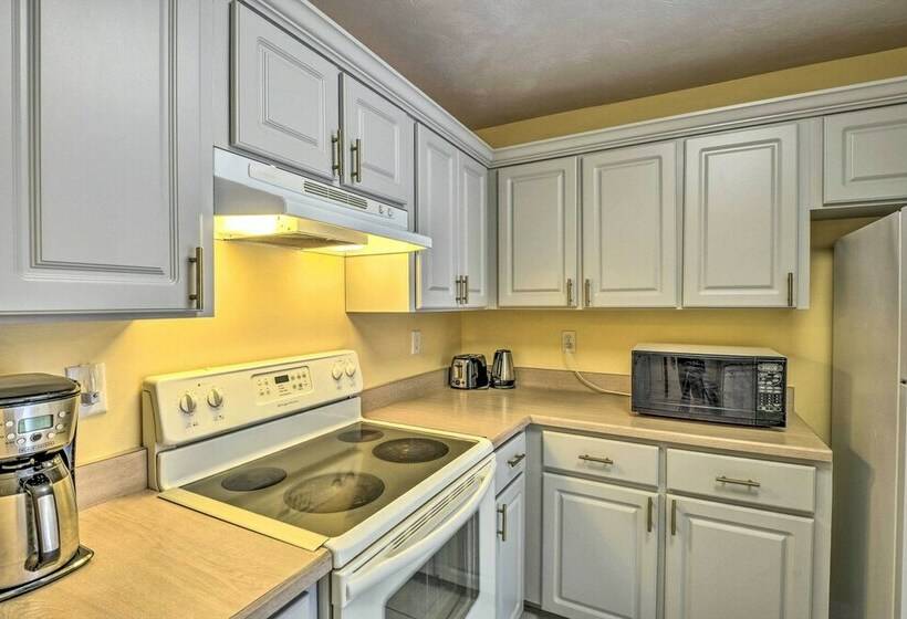 Sunny Port Orange Escape ~ 3 Miles To Beach!