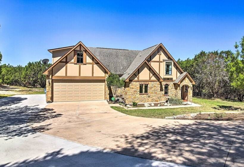 Updated Retreat With Game Room & Boat Ramp Access!