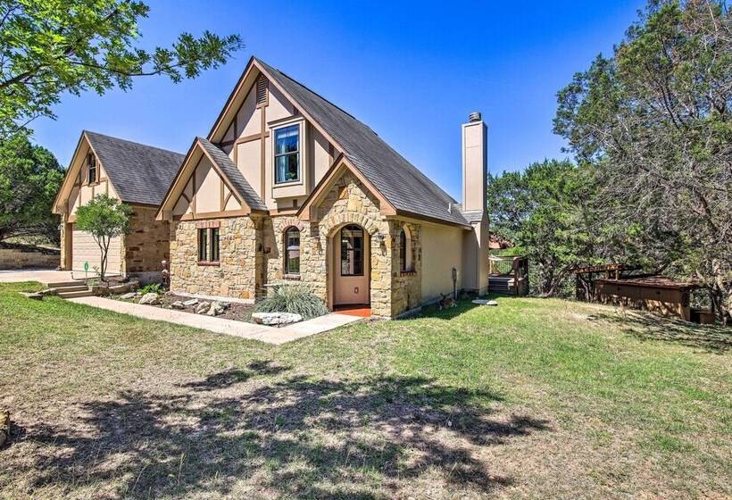 Updated Retreat With Game Room & Boat Ramp Access!